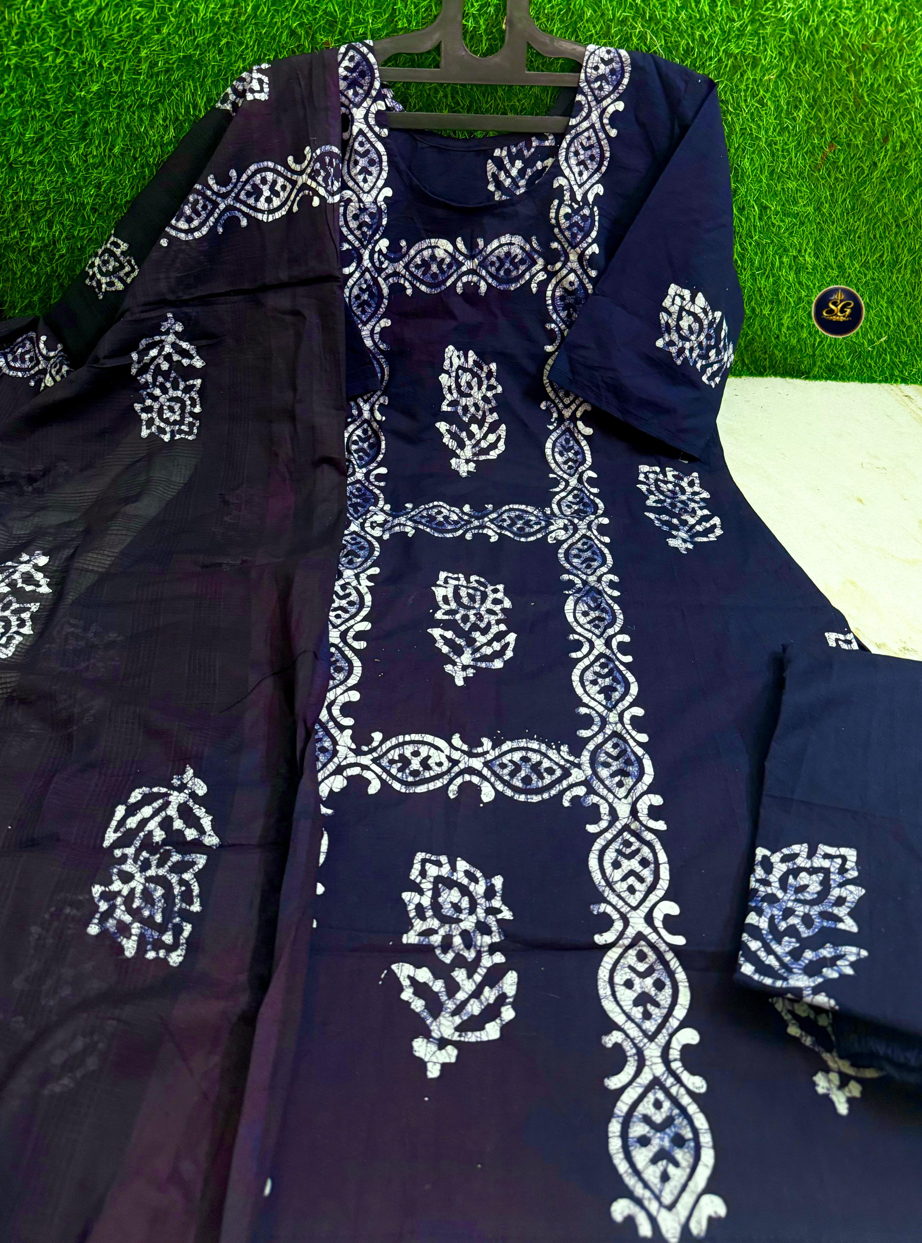Batik Printed Kurti Plazzo and Dupatta Set in premium cotton fabric - Navy Blue