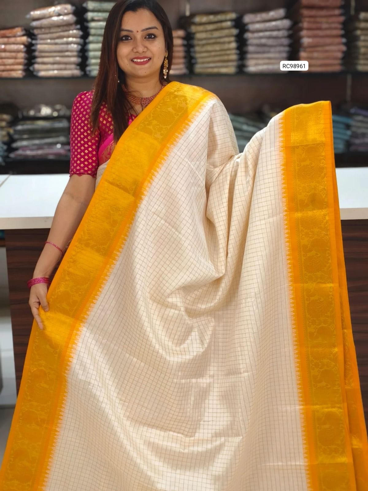 Pure Mercerised Silk Saree with Contrast Pallu - Yellow