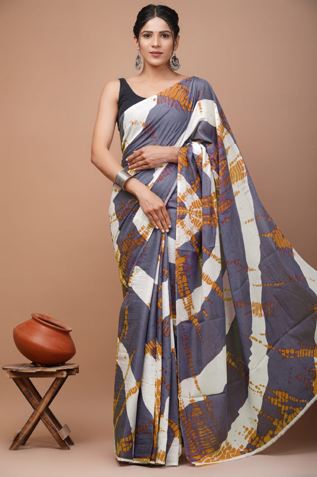Bagru Block Print Cotton Mulmul Saree with Running Blouse