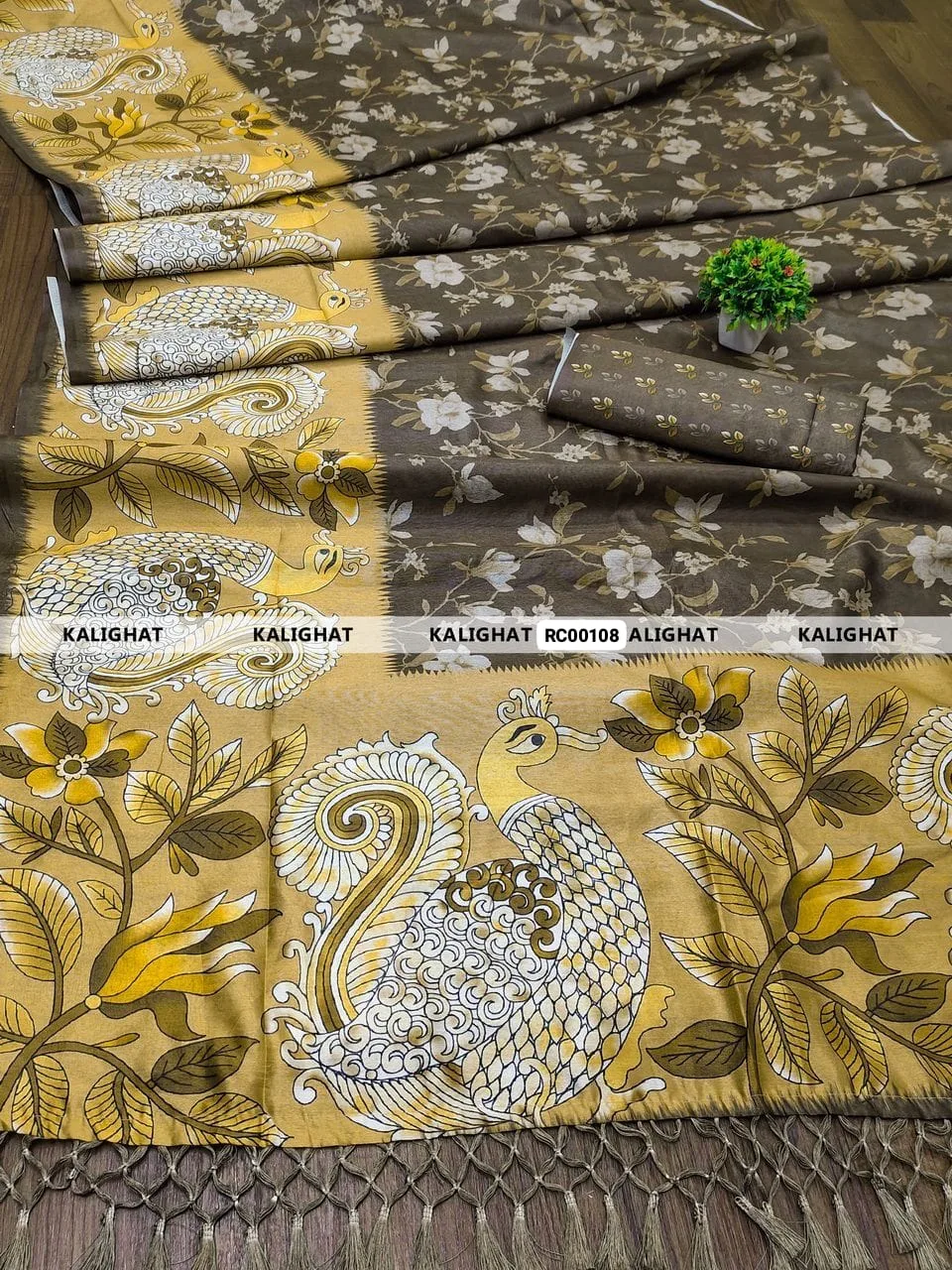 Kalighat Art Saree – A Timeless Blend of Heritage & Elegance - Design 4