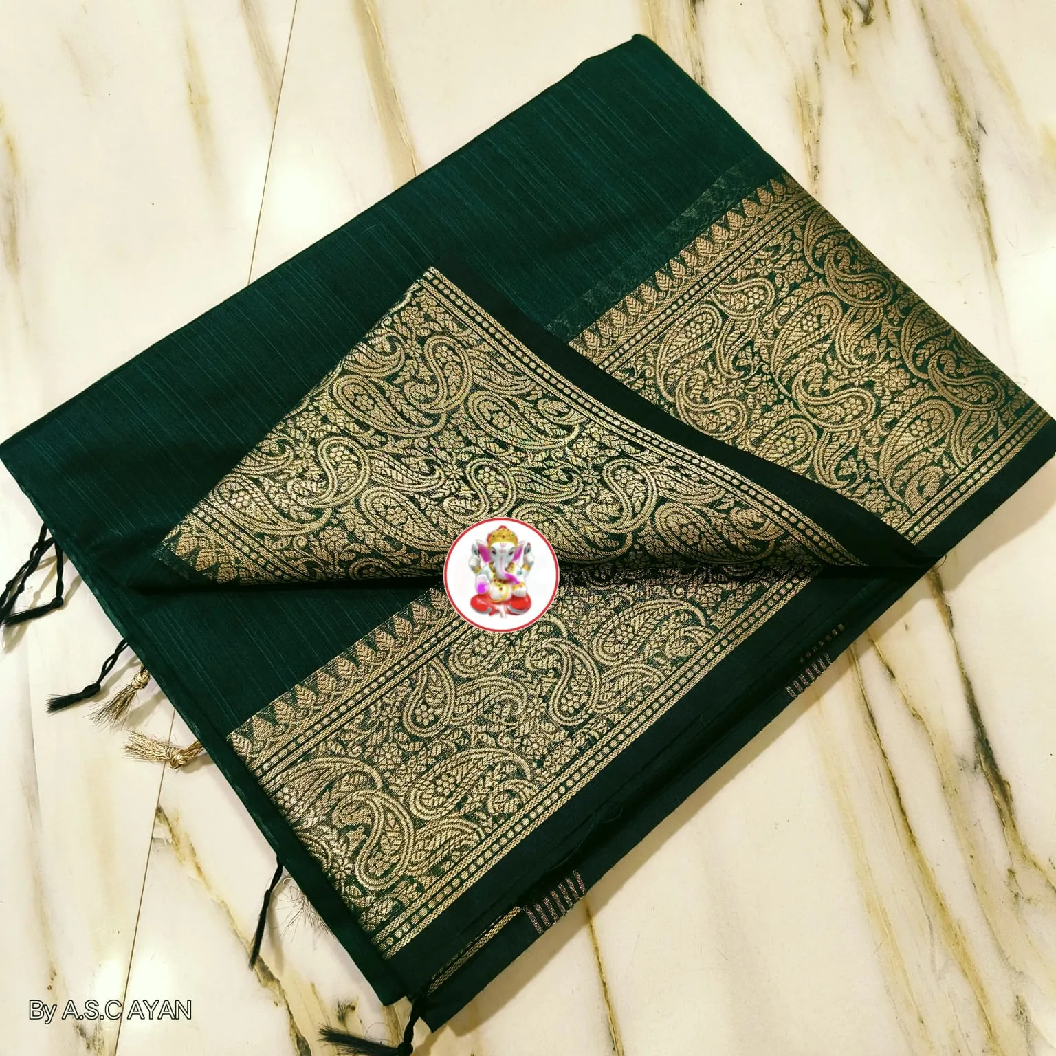 Premium Slab Silk Handloom Saree - Bottle Green