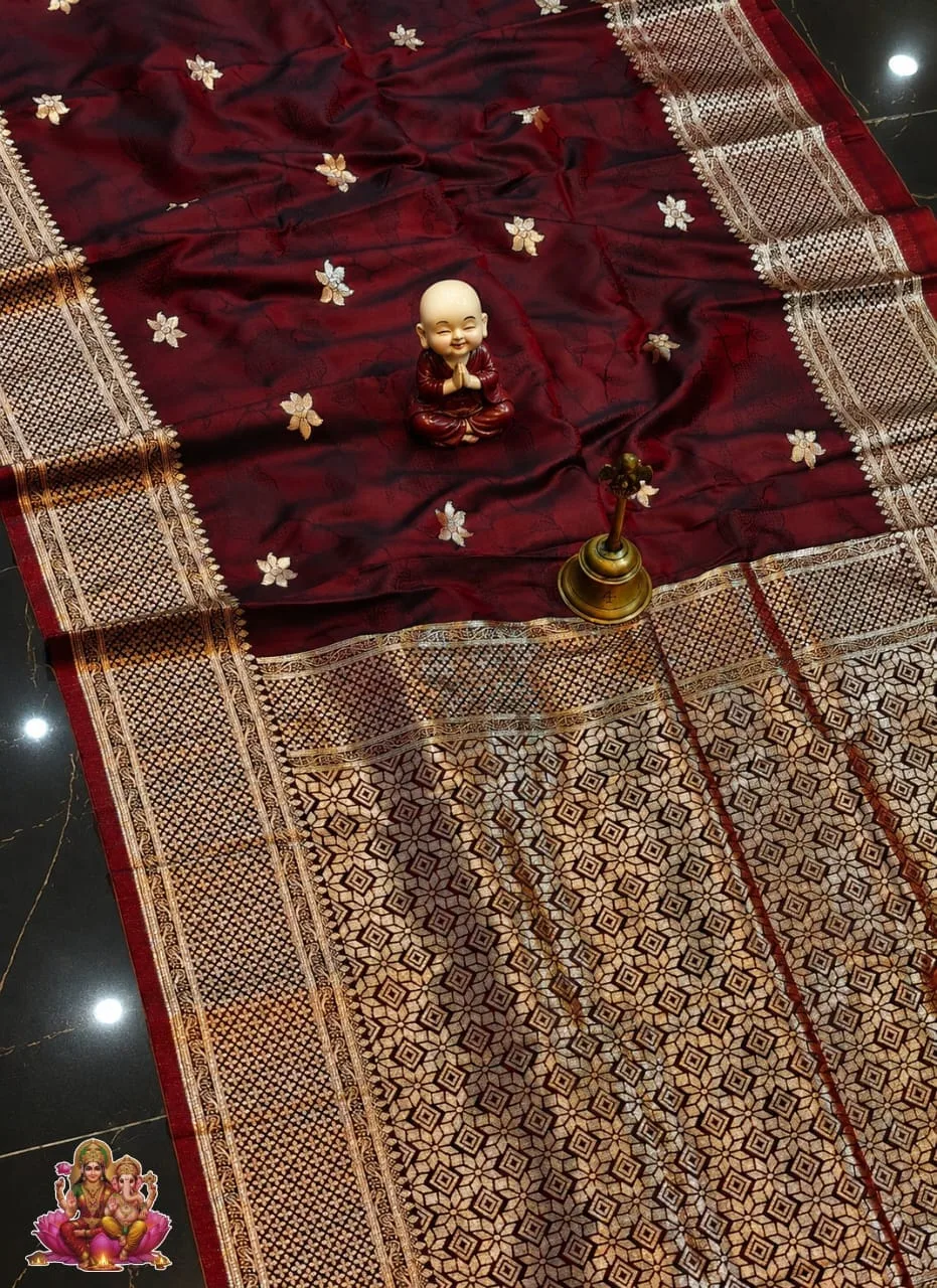 Beautiful Tanchoi Katan Silk Saree - Chocolate