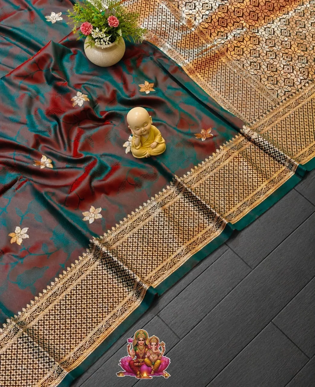 Beautiful Tanchoi Katan Silk Saree - Black