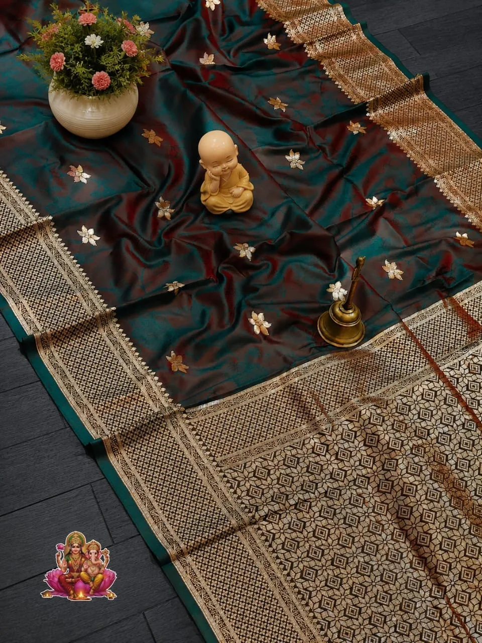 Beautiful Tanchoi Katan Silk Saree - Black