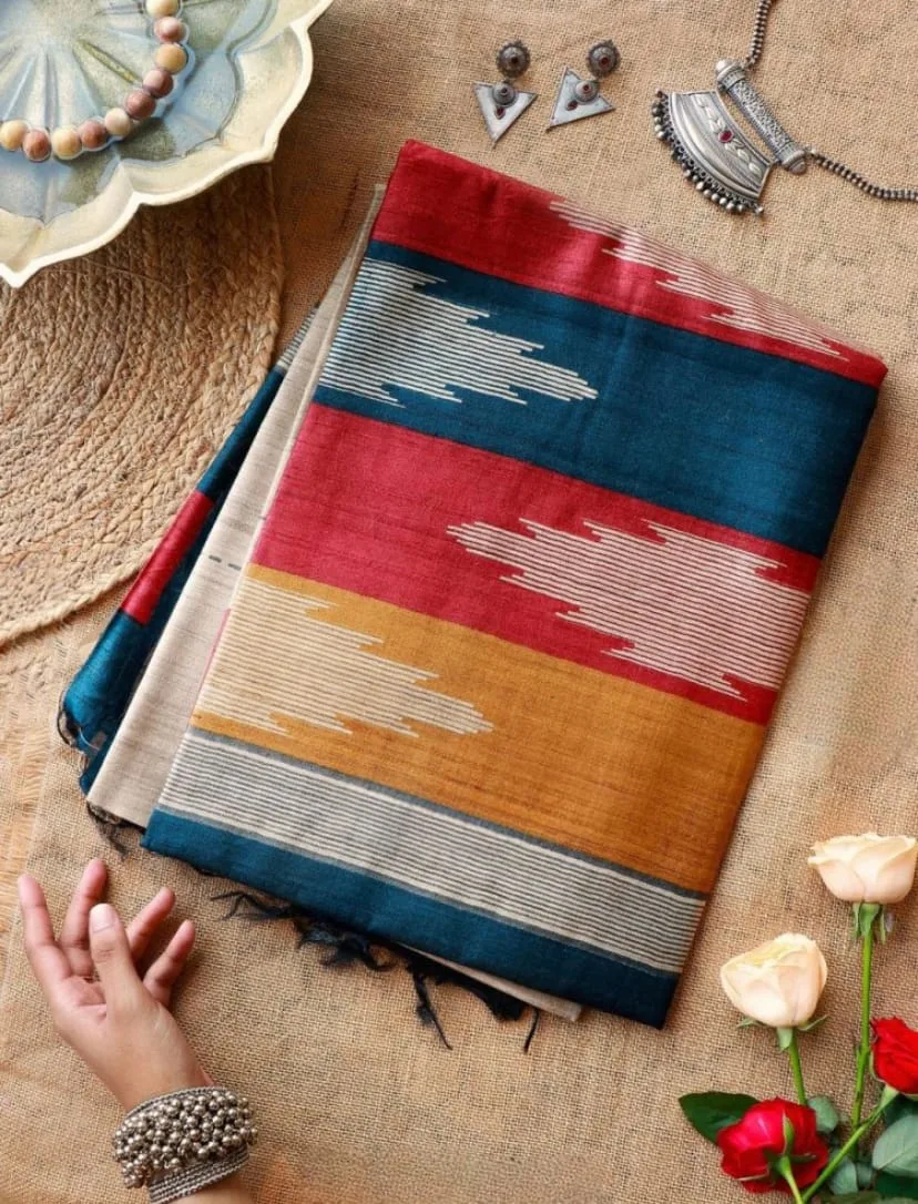 Soft Tussar Silk Saree with Beautiful Print, Contrast Blouse & Tassels